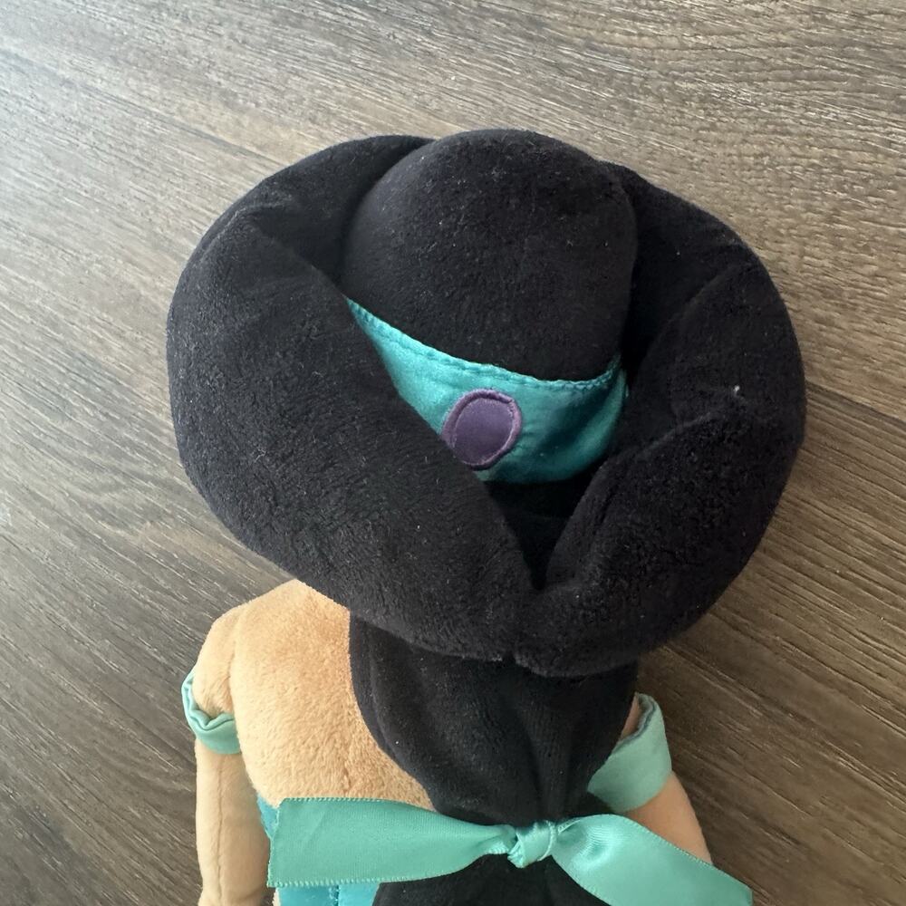 Disney Princess Jasmine Doll Plush Toy 2001 - 21” Doll- Vintage - Picture 6 of 8